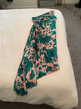 Vici Green Floral Pleated Skirt on Blush Base
